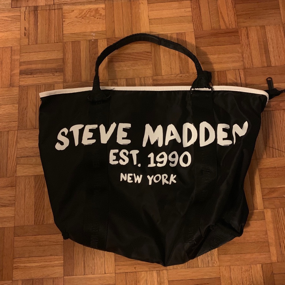 Steve Madden Tote
